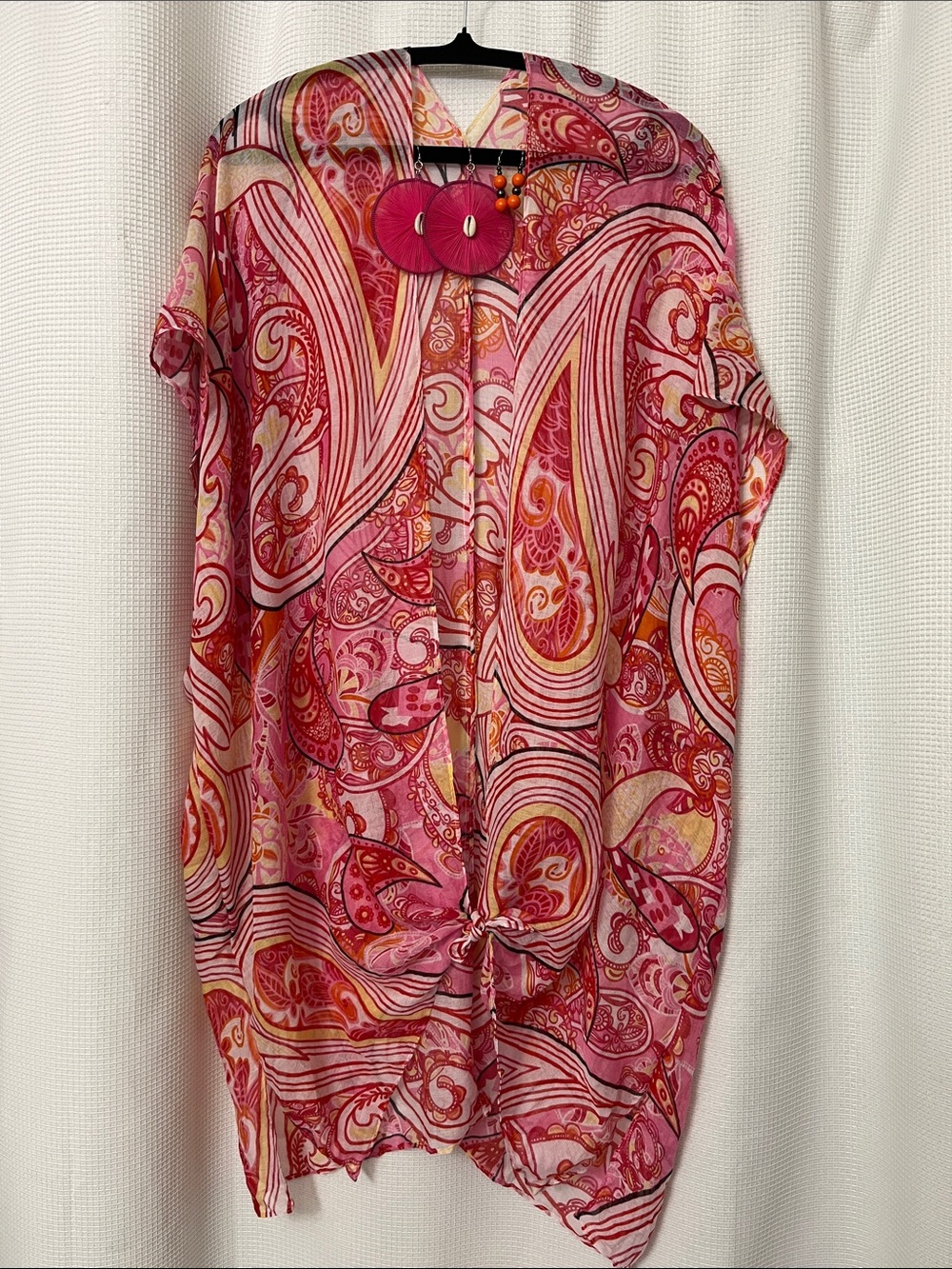 Mother’s Day Gift Set Bright Pink Paisley Kimono Tunic Cover-Up 2 pairs Earrings